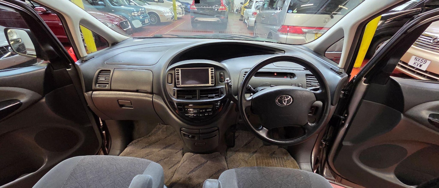 Used Toyota Previa 2013 for sale - 77016685: Photo 15