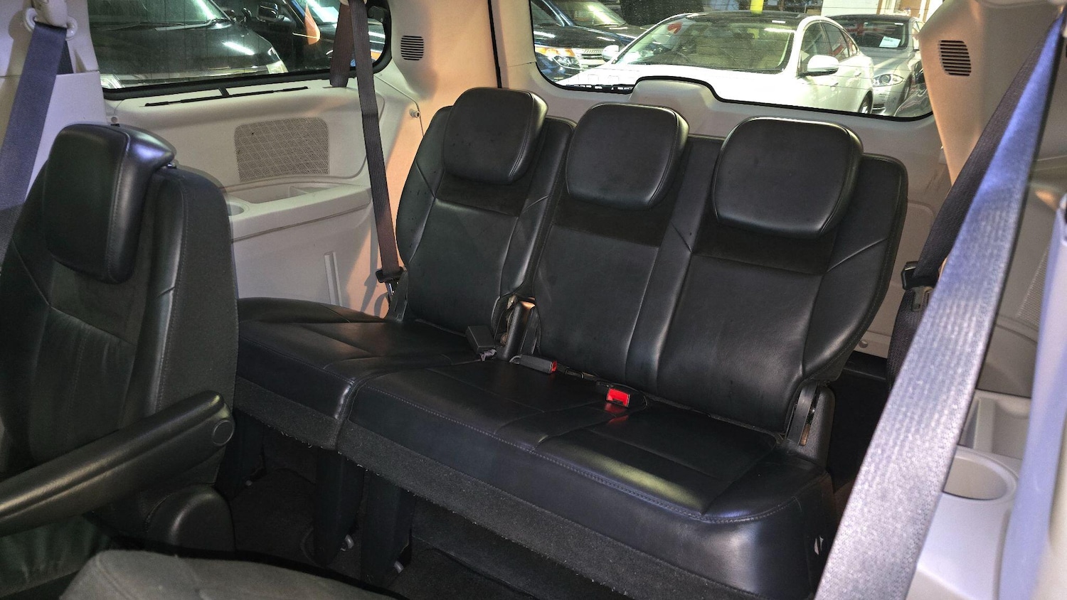 Used Chrysler Grand Voyager for sale - 77412221: Photo 20