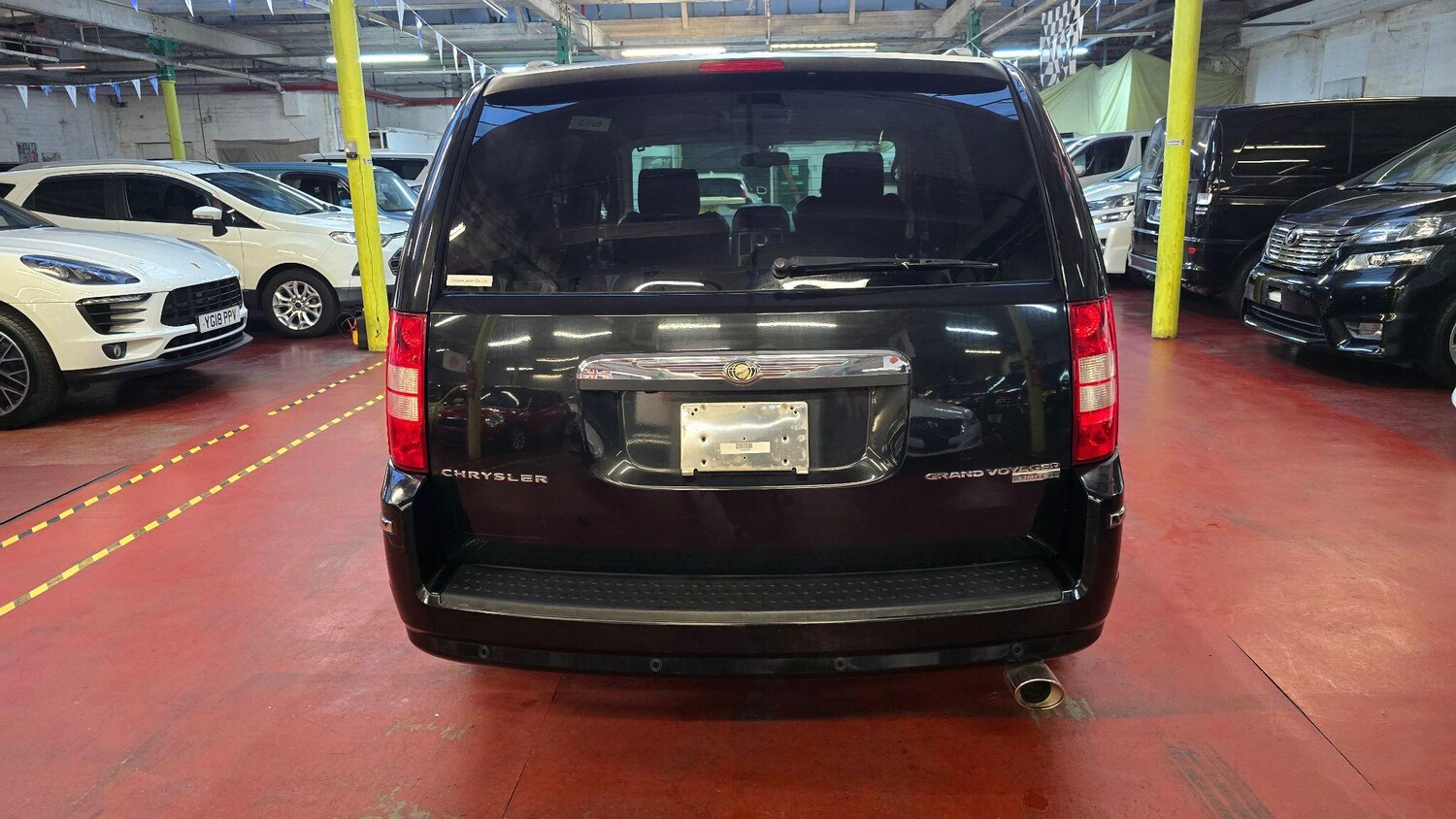 Used Chrysler Grand Voyager for sale - 77412221: Photo 42