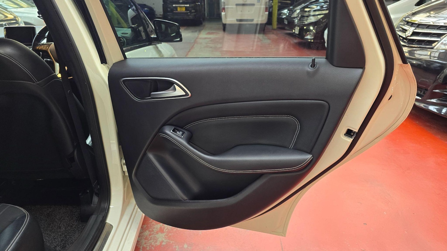 Used Mercedes-Benz B Class for sale - 76998940: Photo 25