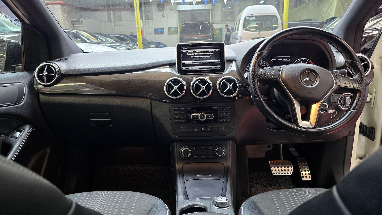 Used Mercedes-Benz B Class for sale - 76998940: Photo 4