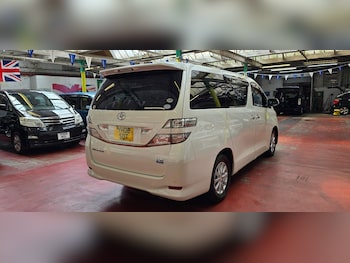 Used Toyota Vellfire 2008 for sale - 75884344: Photo