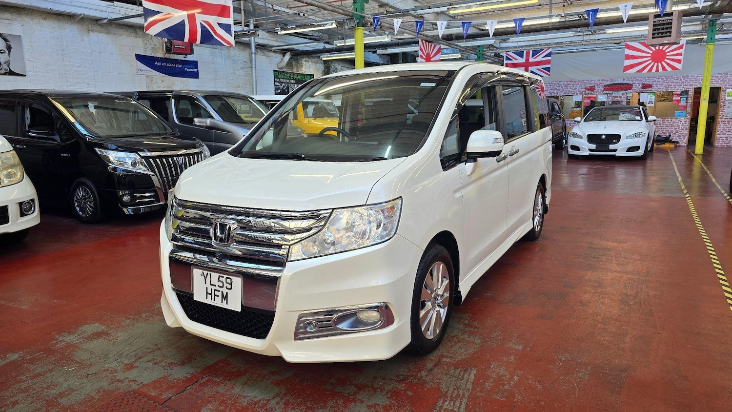 Used Honda Stepwagon 2023 for sale - 77109604: Photo 25