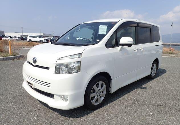 Used Toyota Voxy for sale - 78100131: Photo 3