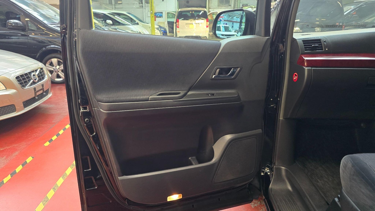 Used Toyota Vellfire for sale - 76456694: Photo 15