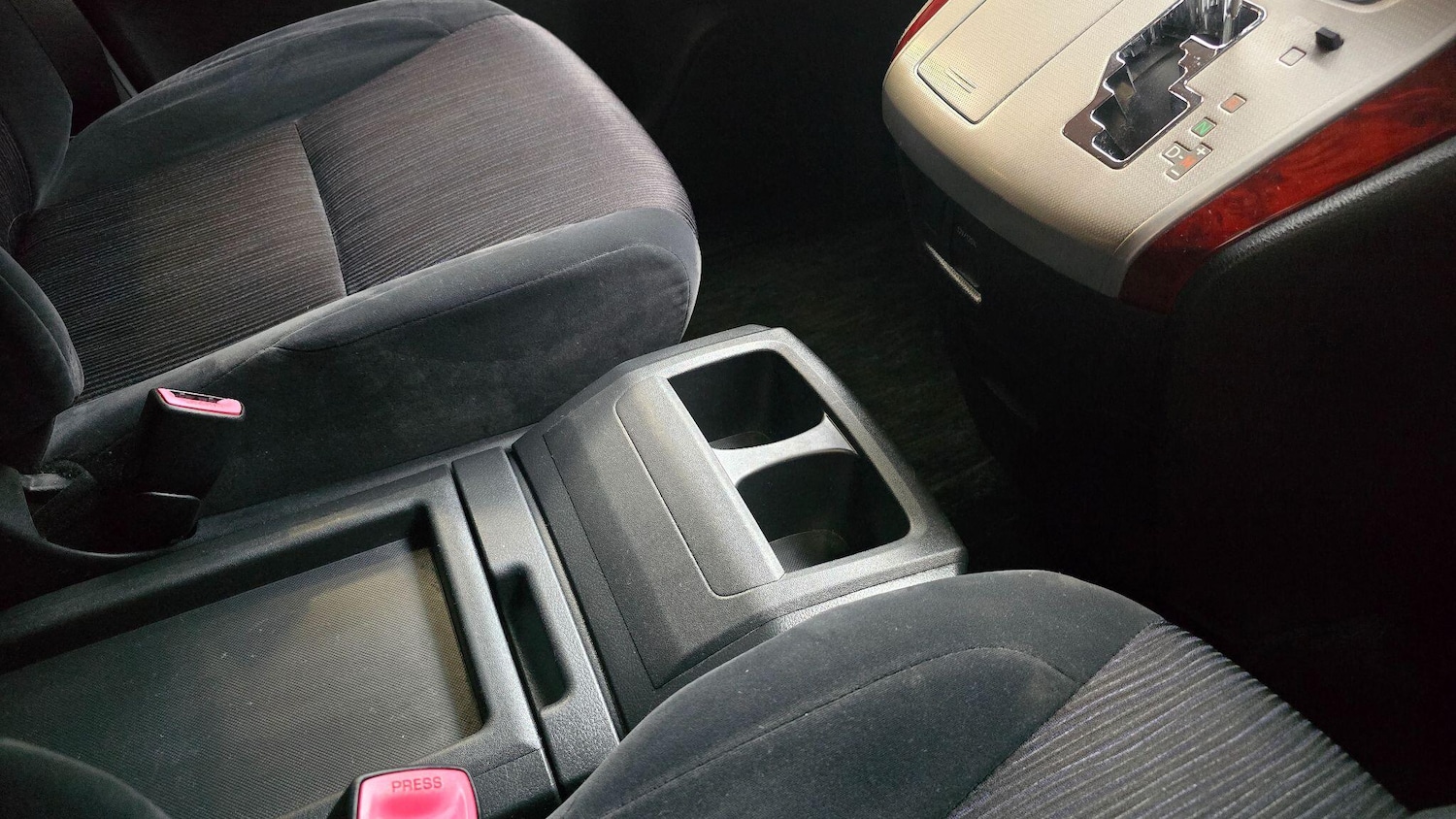 Used Toyota Vellfire for sale - 76456694: Photo 17