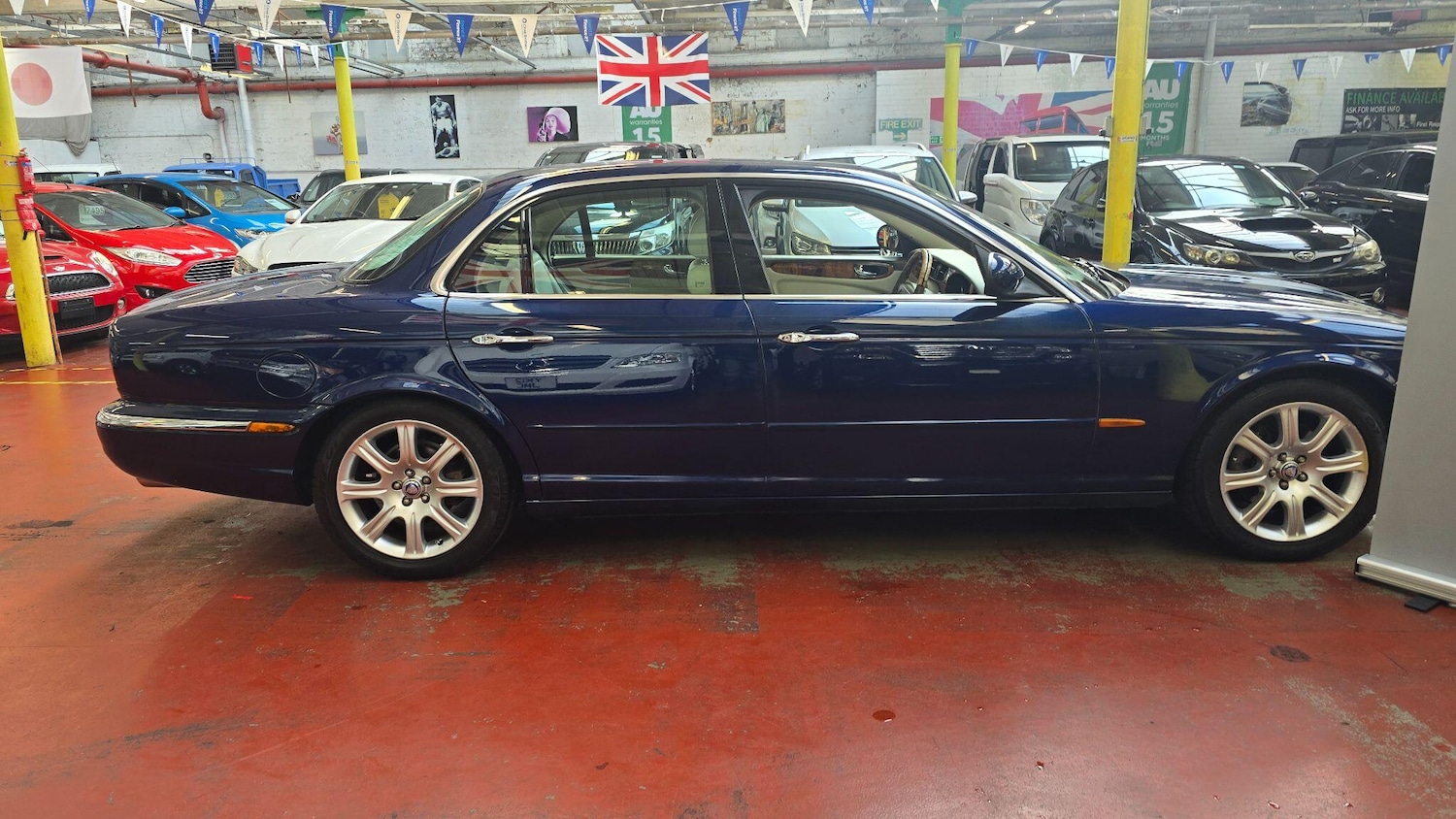 Used Jaguar XJ for sale - 77977800: Photo 28