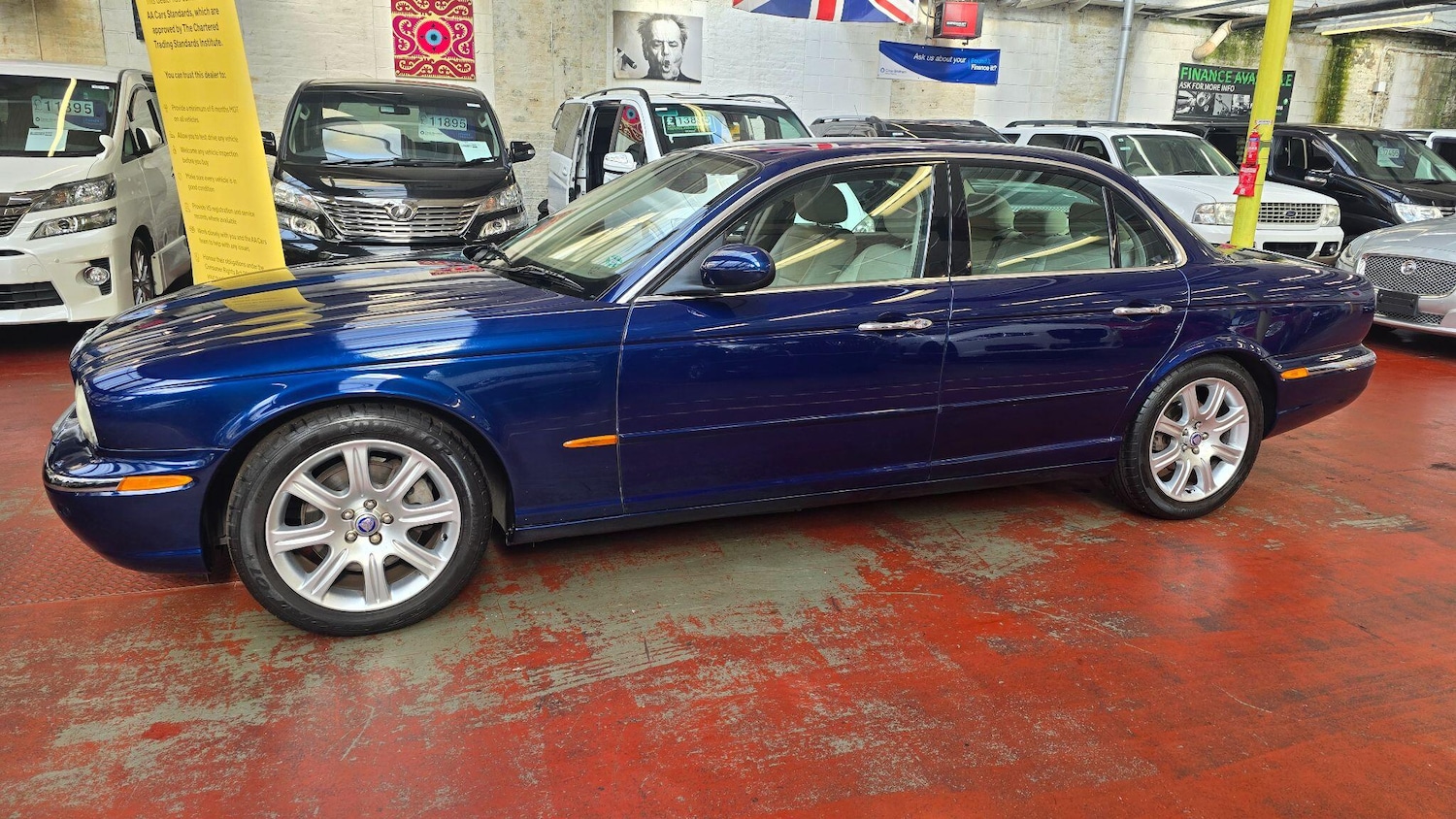 Used Jaguar XJ for sale - 77977800: Photo 29