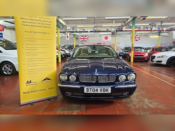 Used Jaguar XJ 2004 for sale - 77977800: Photo