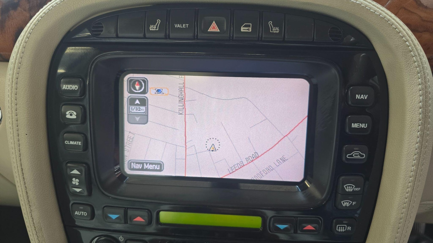 Used Jaguar XJ for sale - 77977800: Photo 9