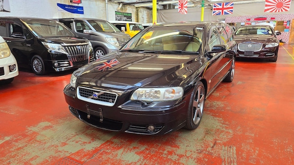 Used Volvo V70 2022 for sale - 74533158: Photo 1