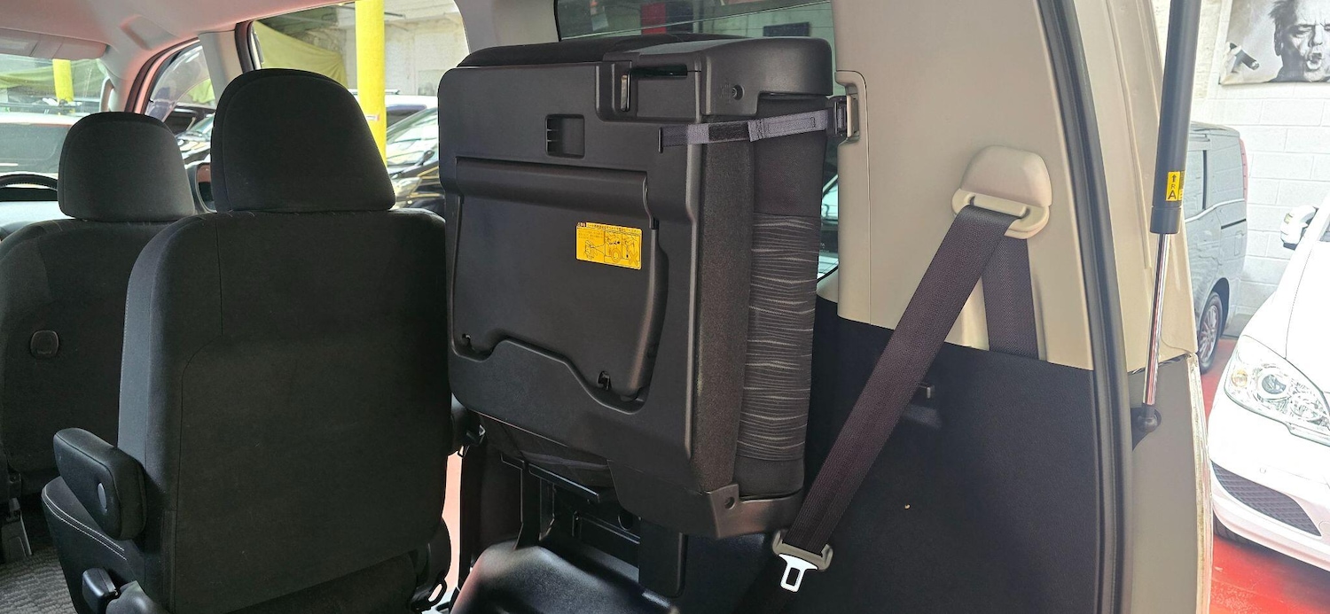 Used Toyota Voxy 2024 for sale - 77109914: Photo 11