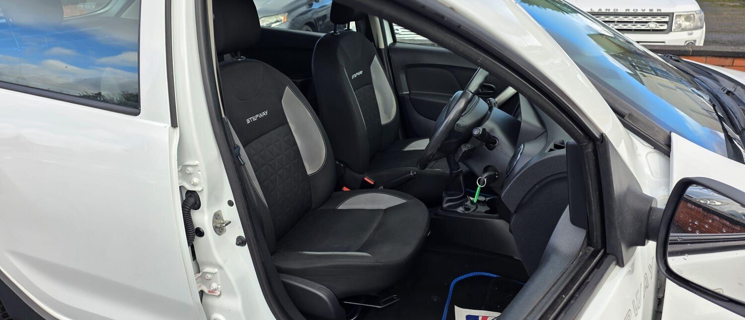 Used Dacia Sandero Stepway for sale - 77574155: Photo 12