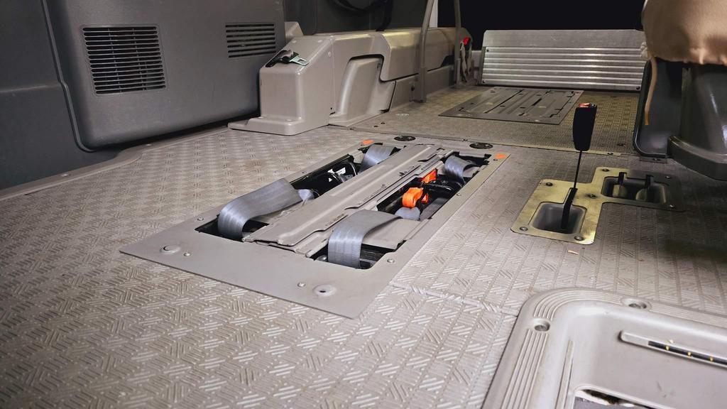 Used Nissan Elgrand 2024 for sale - 76993831: Photo 15