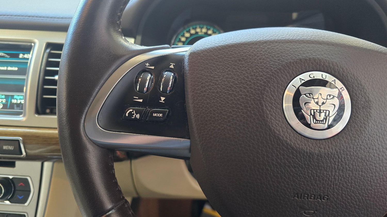 Used Jaguar XF for sale - 78215102: Photo 10