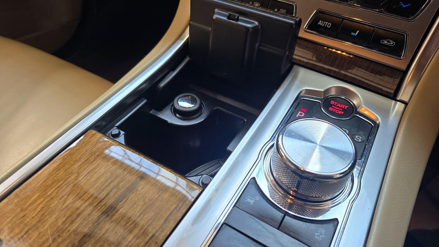 Used Jaguar XF for sale - 78215102: Photo 15