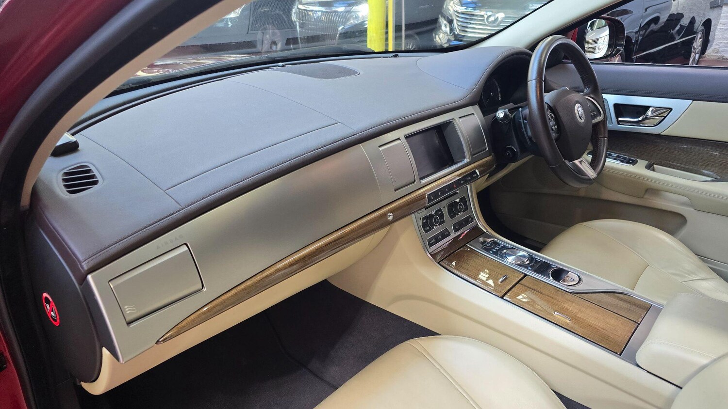 Used Jaguar XF for sale - 78215102: Photo 18