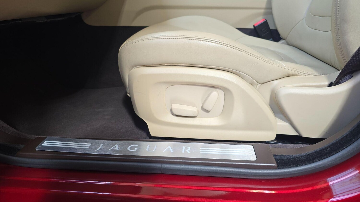 Used Jaguar XF for sale - 78215102: Photo 21