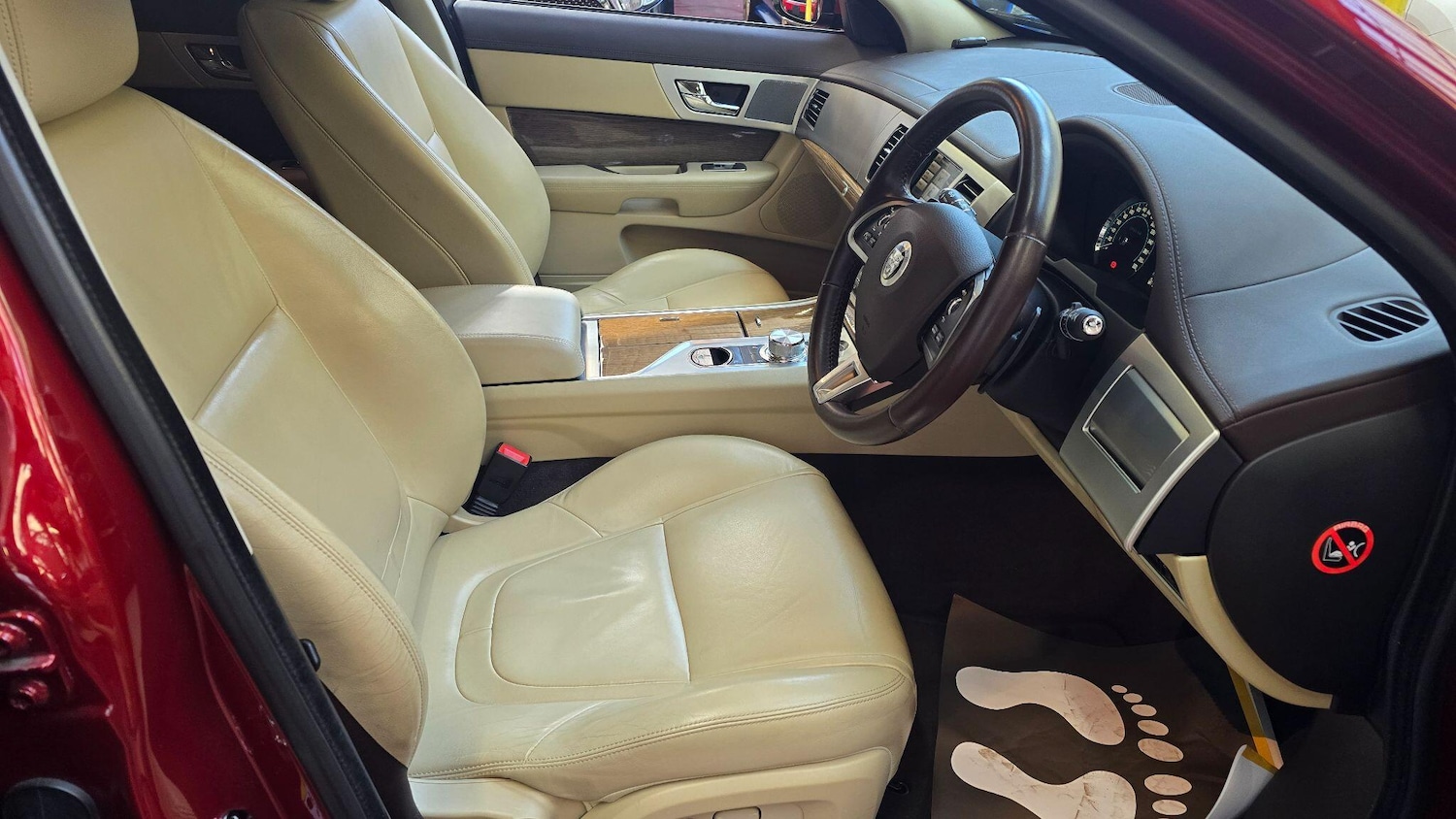 Used Jaguar XF for sale - 78215102: Photo 4