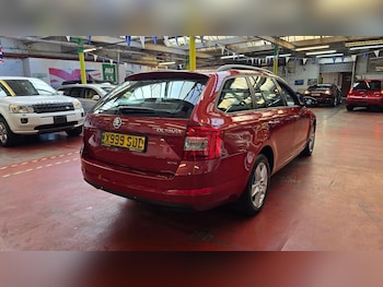 Used Skoda Octavia 2014 for sale - 76521607: Photo