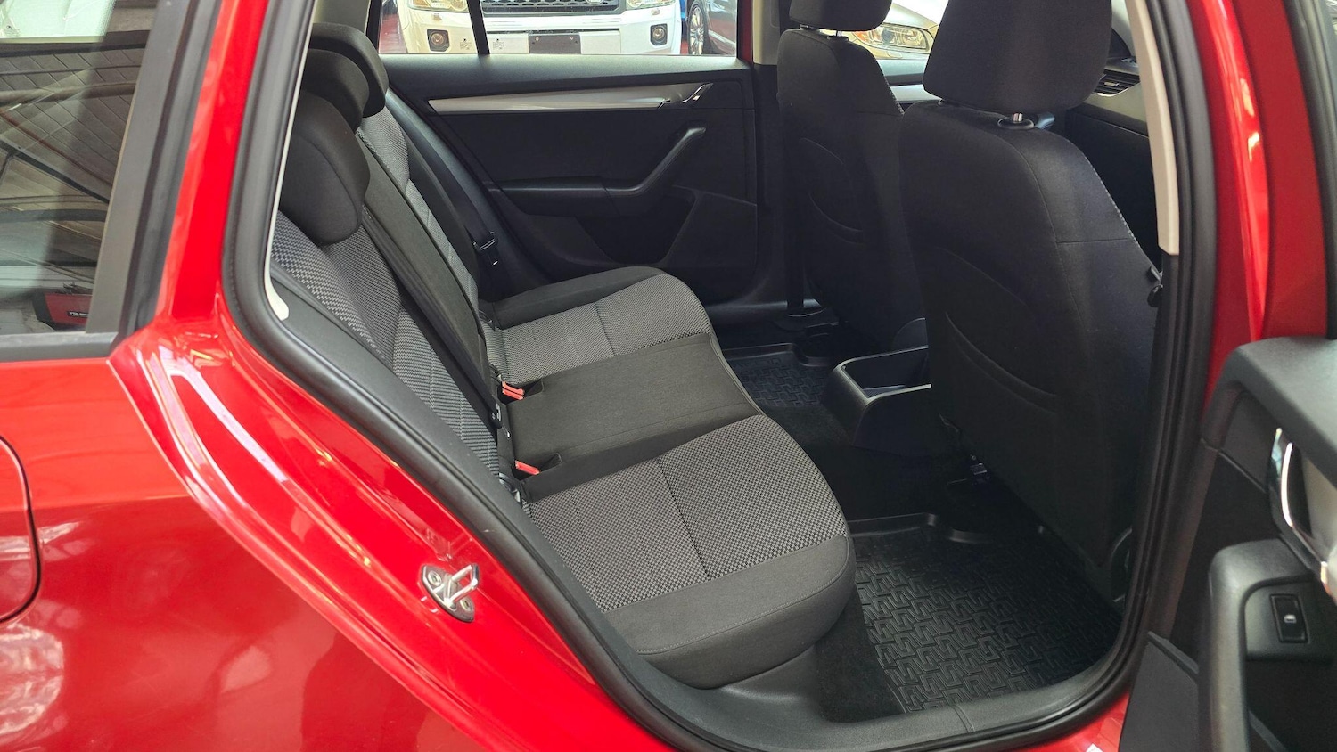 Used Skoda Octavia 2014 for sale - 76521607: Photo 7