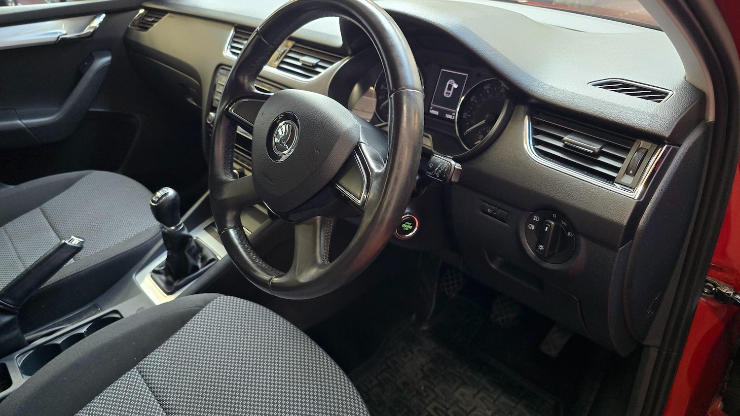 Used Skoda Octavia 2014 for sale - 76521607: Photo 9