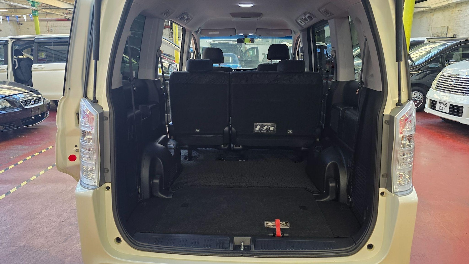 Used Honda Stepwagon 2023 for sale - 76993270: Photo 21