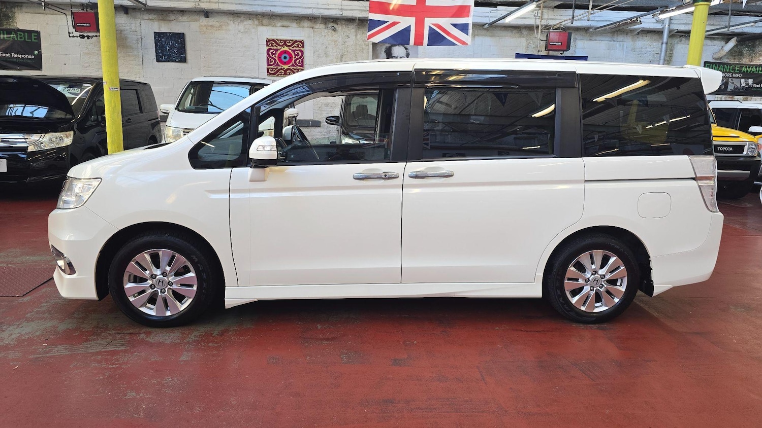 Used Honda Stepwagon 2023 for sale - 76993270: Photo 30