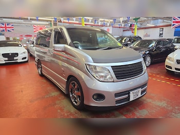 Used Nissan Elgrand 2005 for sale - 76295290: Photo