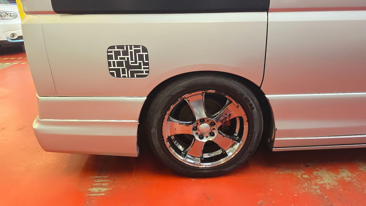 Used Nissan Elgrand 2005 for sale - 76295290: Photo 31