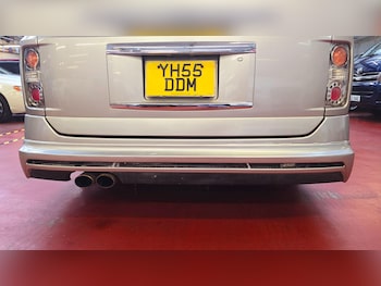 Used Nissan Elgrand 2005 for sale - 76295290: Photo