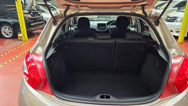 Used Peugeot 208 for sale - 75199779: Photo 17