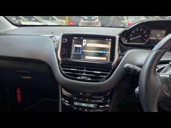 Used Peugeot 208 2014 for sale - 75199779: Photo