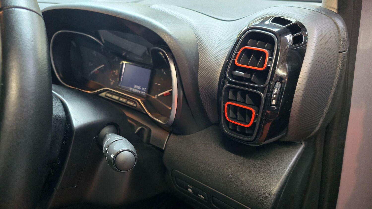 Used Citroen C3 Aircross for sale - 77496041: Photo 13