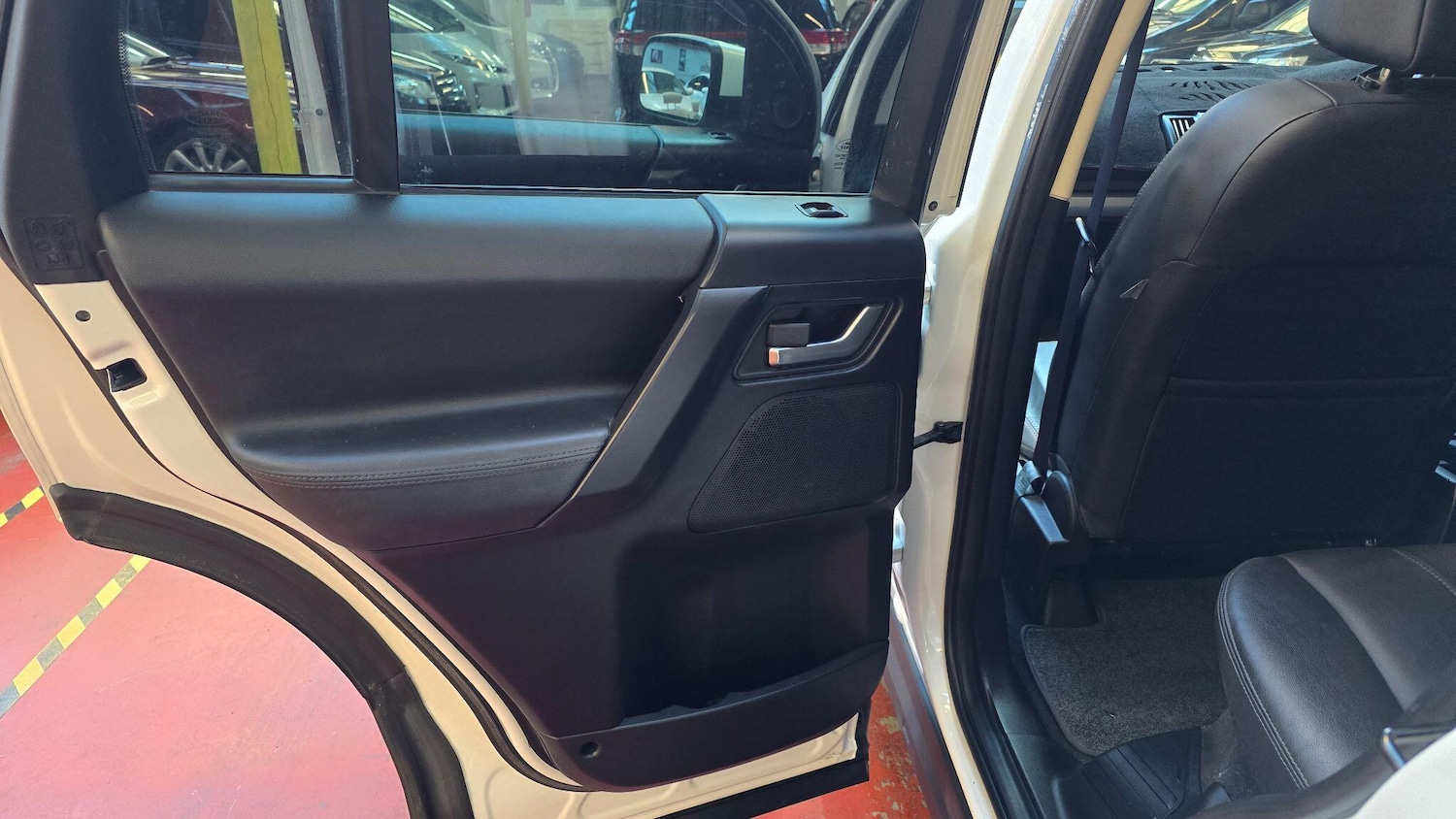 Used Land Rover Freelander 2 for sale - 76990558: Photo 19