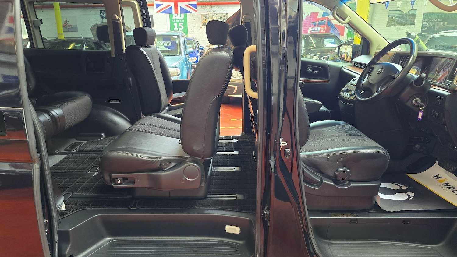 Used Nissan Elgrand 2025 for sale - 76990027: Photo 17