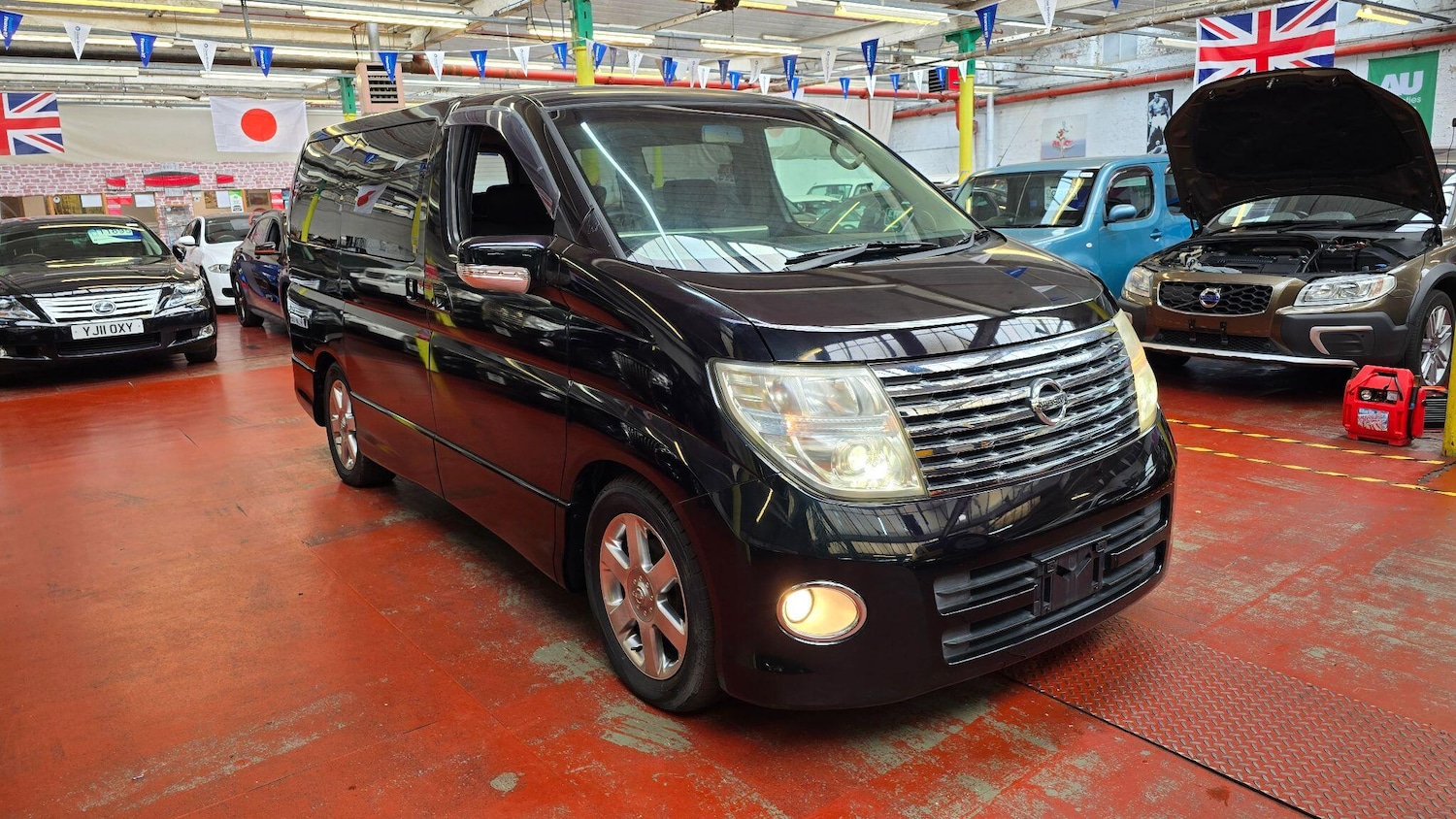 Used Nissan Elgrand 2025 for sale - 76990027: Photo 3