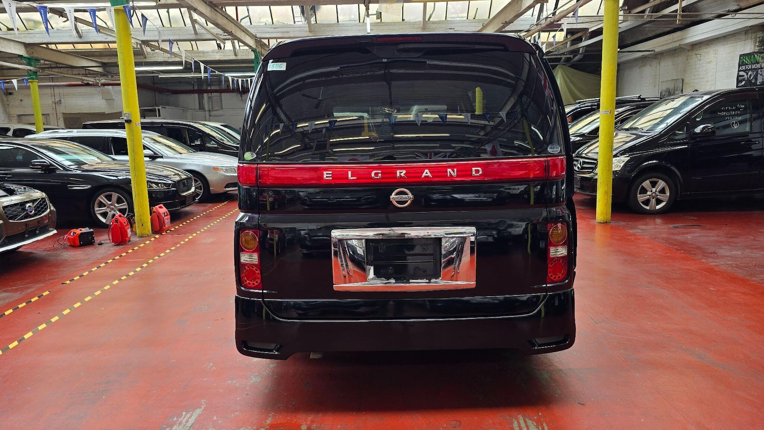 Used Nissan Elgrand 2025 for sale - 76990027: Photo 31