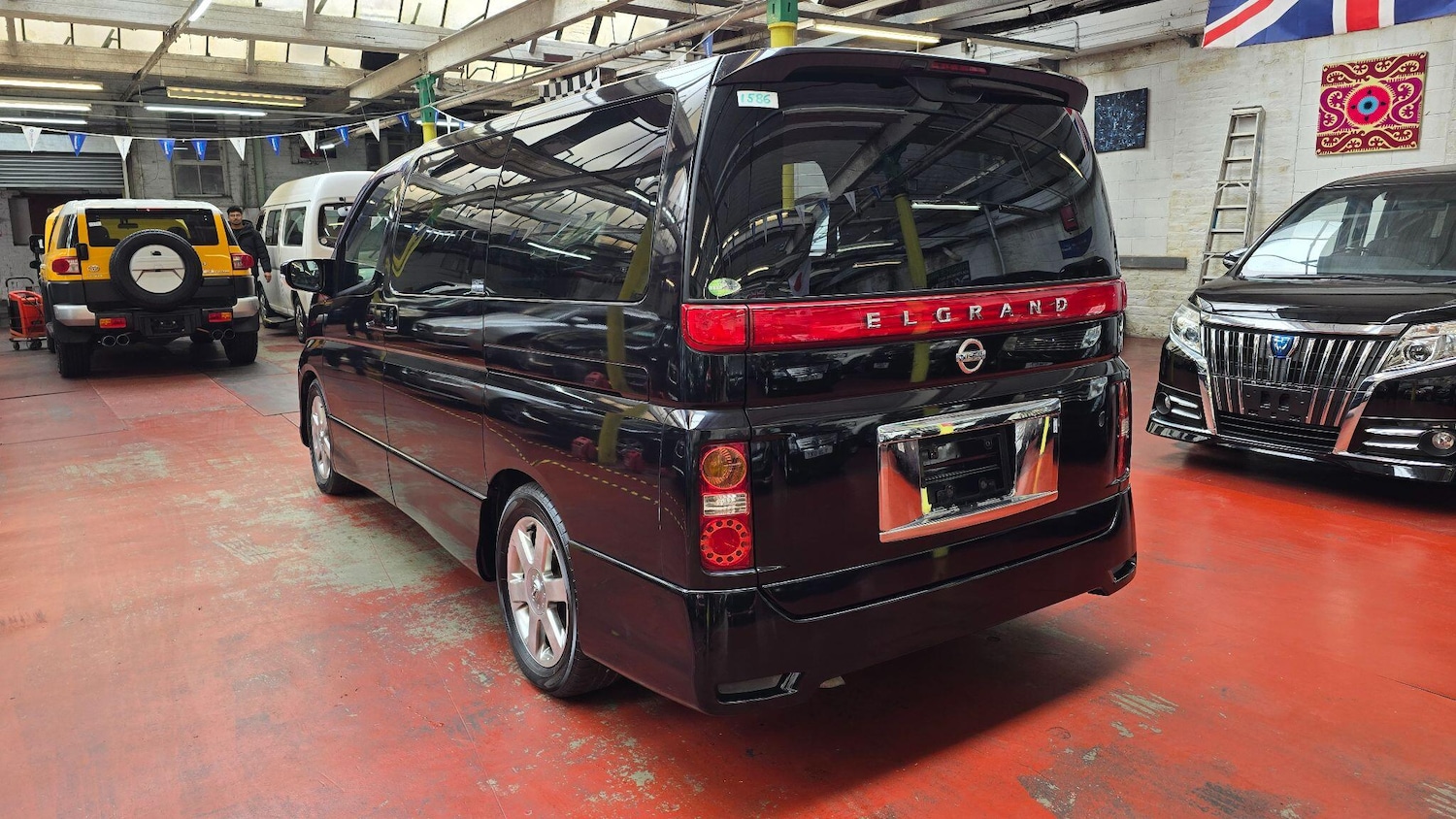 Used Nissan Elgrand 2025 for sale - 76990027: Photo 33