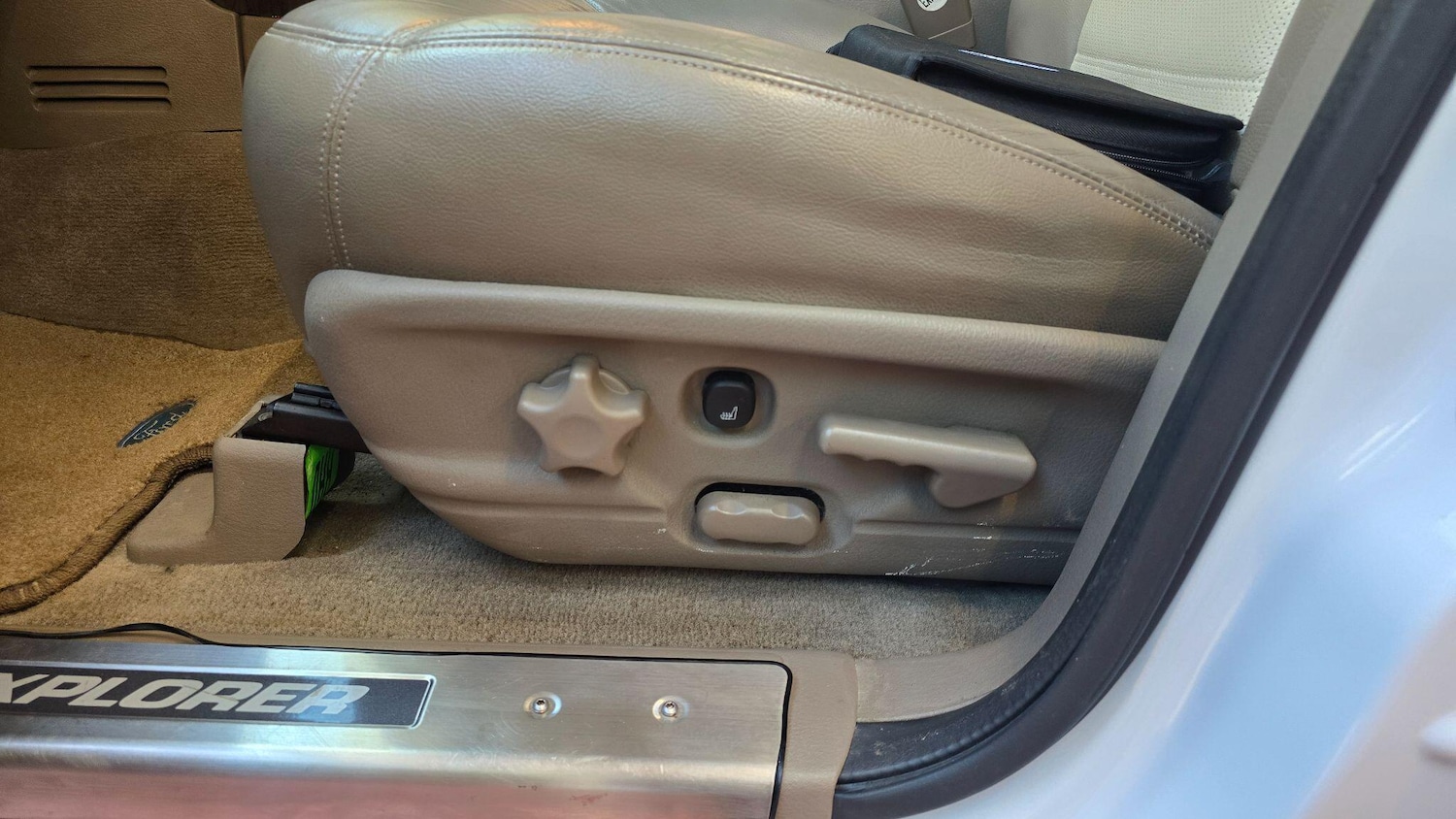 Used Ford Explorer for sale - 77754010: Photo 13