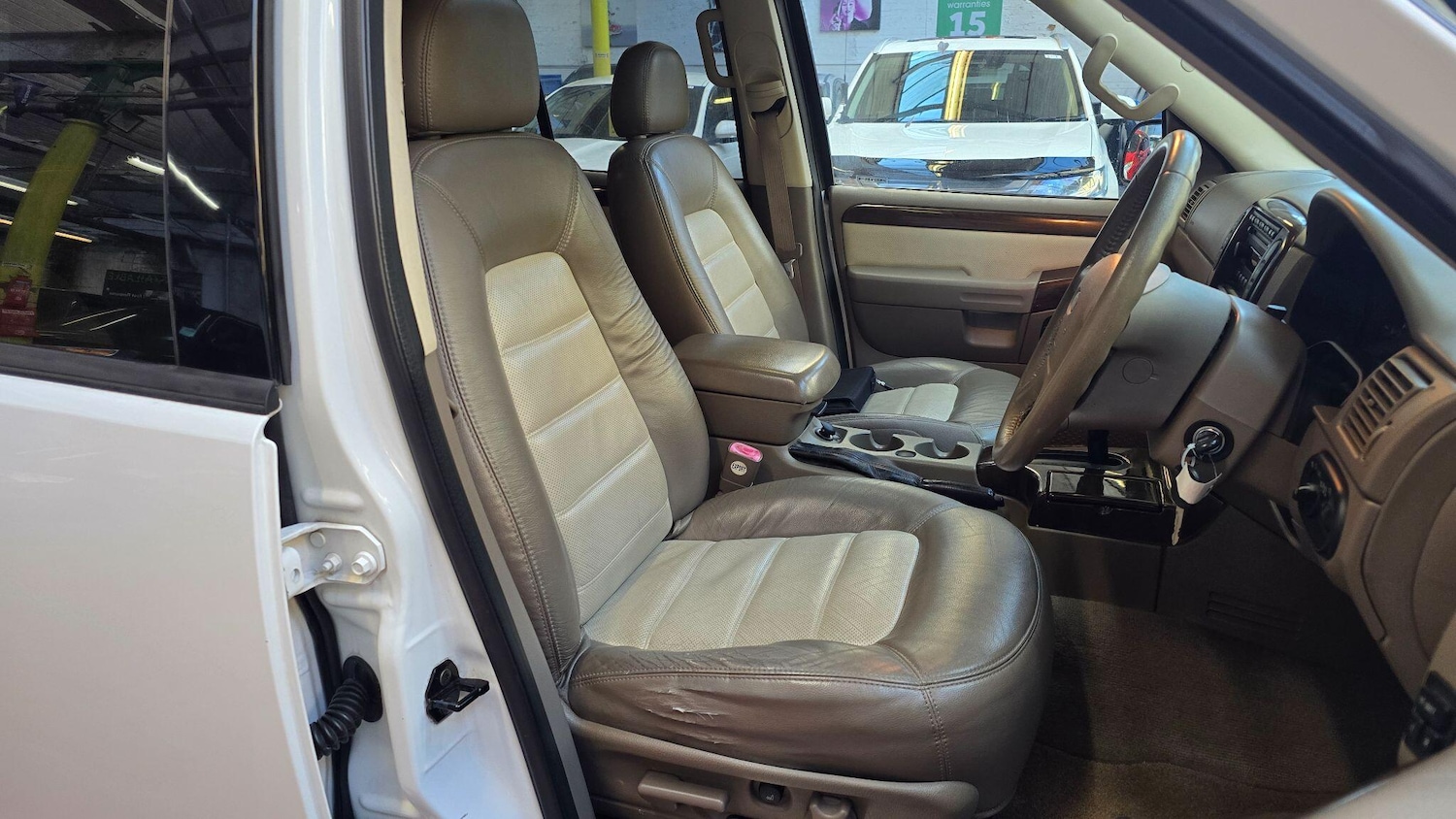 Used Ford Explorer for sale - 77754010: Photo 21