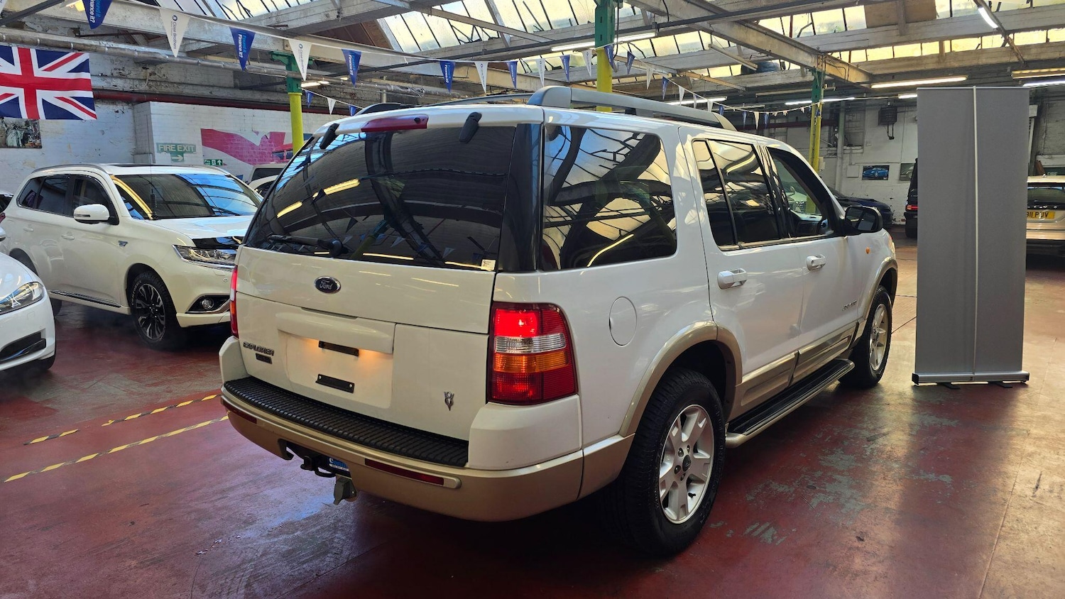 Used Ford Explorer for sale - 77754010: Photo 46