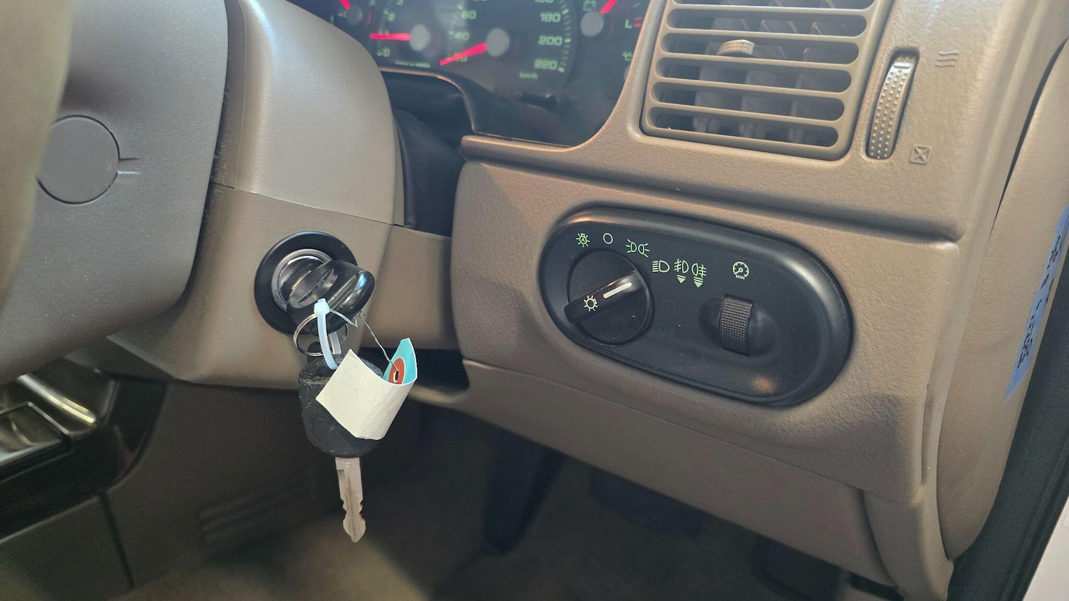 Used Ford Explorer for sale - 77754010: Photo 9