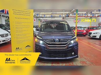 (15) - 1.8 Hybrid 7 seats 2015 ulez free 5-Door