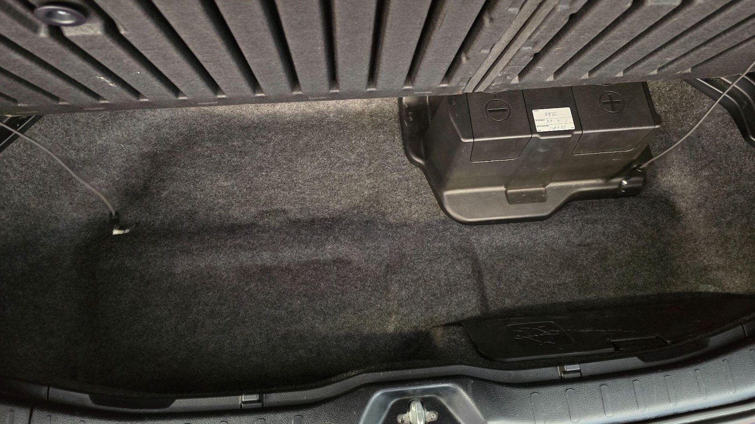 Used Toyota Voxy for sale - 77793645: Photo 22