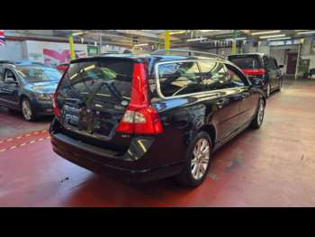 Used Volvo V70 2010 for sale - 74280374: Photo