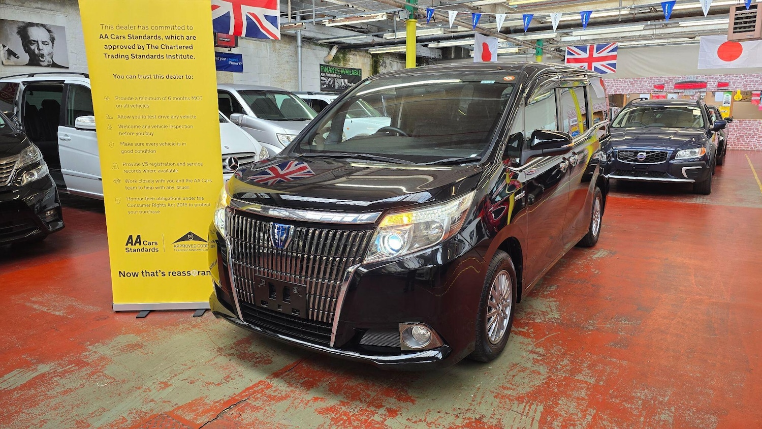 Used Toyota Voxy for sale - 78136036: Photo 2