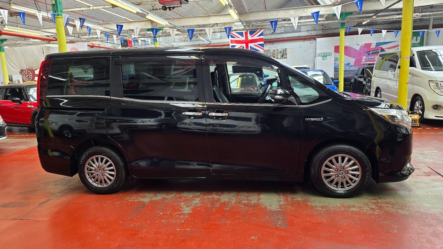 Used Toyota Voxy for sale - 78136036: Photo 24