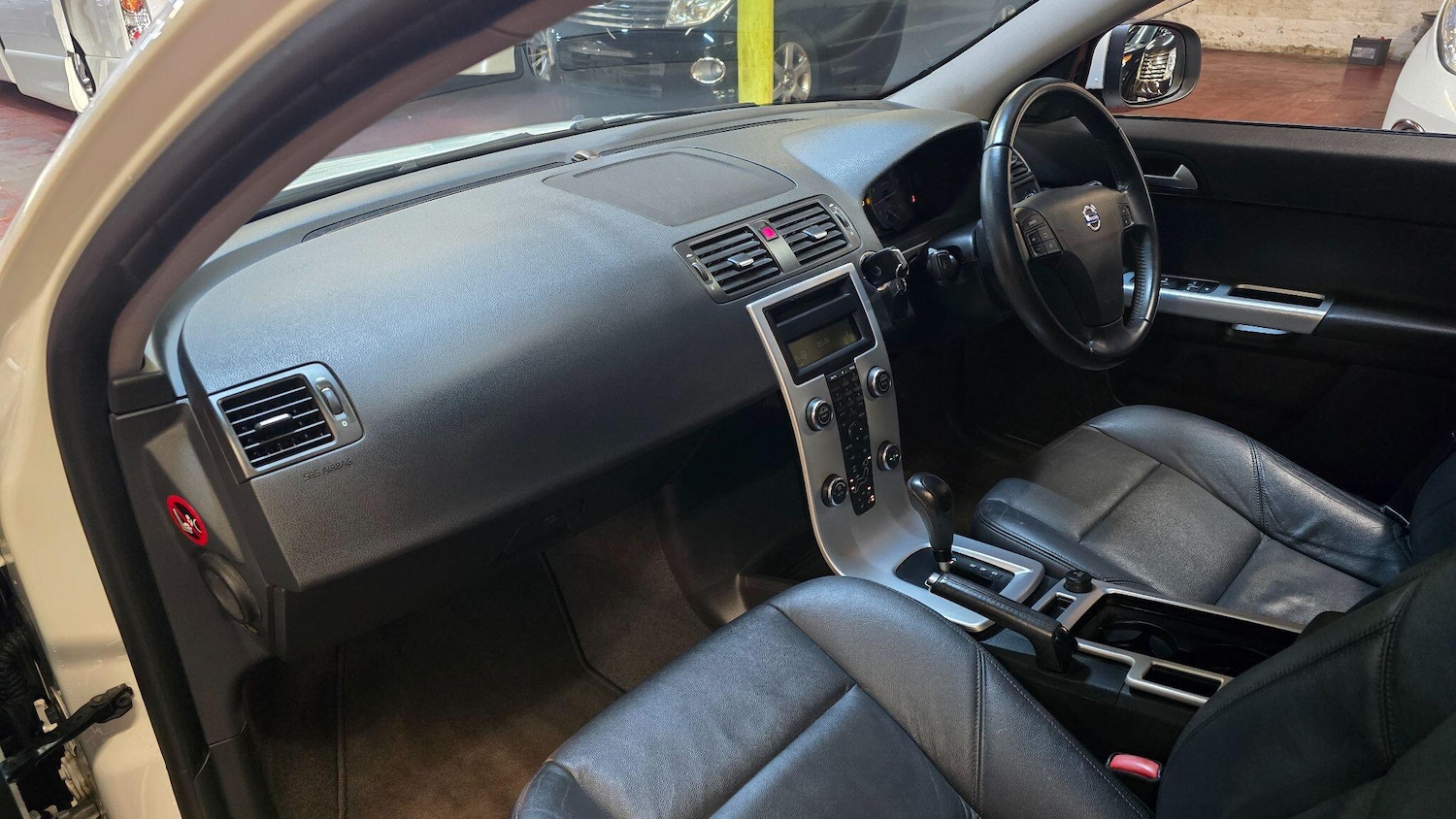 Used Volvo V50 for sale - 77131133: Photo 13