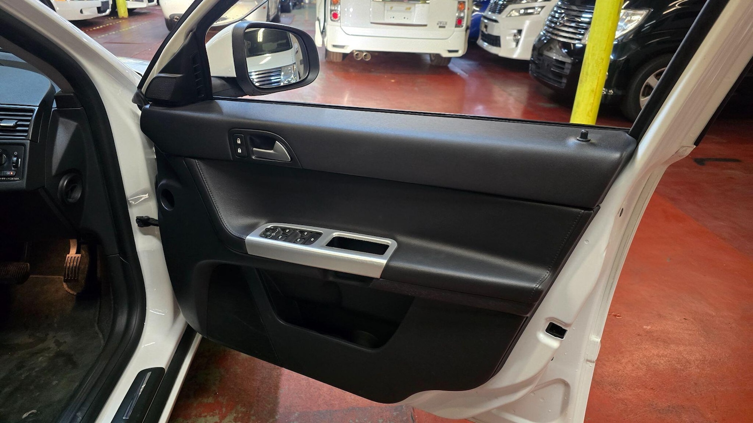 Used Volvo V50 for sale - 77131133: Photo 18